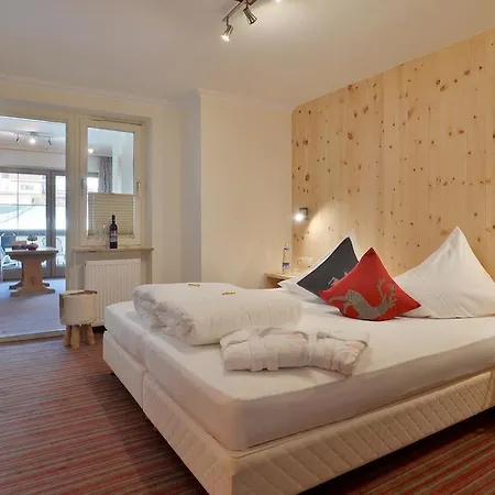 Hotel Wohlfuehlhotel Schiestl Fügen