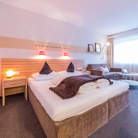 Wohlfuehlhotel Schiestl Fügen