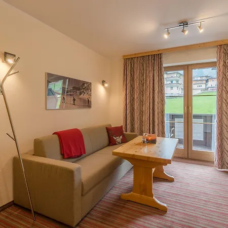 Wohlfuehlhotel Schiestl 4* Fuegen