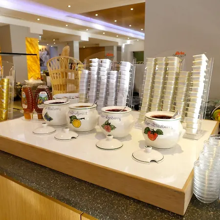 Hotel Wohlfuehlhotel Schiestl Fügen