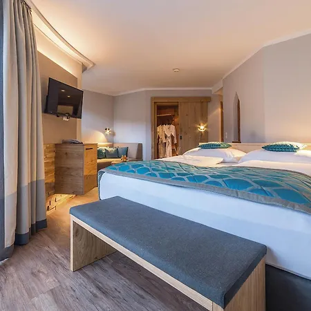 Hotel Wohlfuehlhotel Schiestl 4*