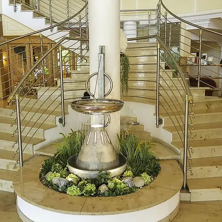 Szálloda Wohlfuehlhotel Schiestl