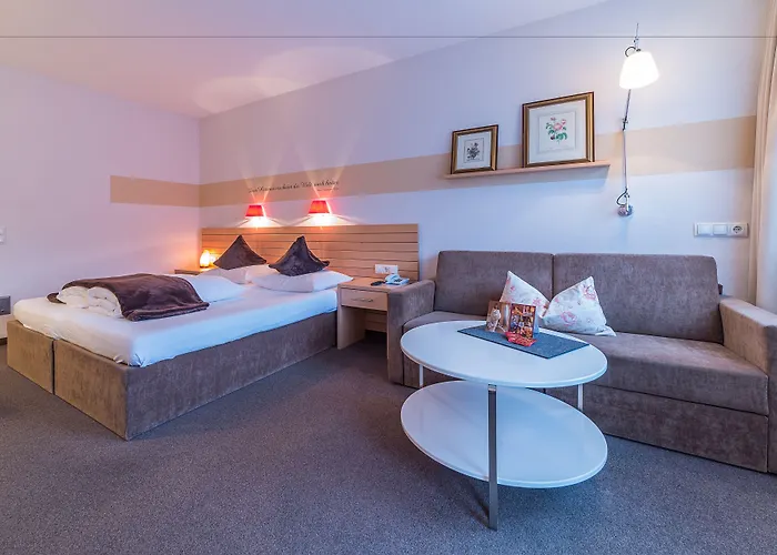 Wohlfuehlhotel Schiestl Fügen