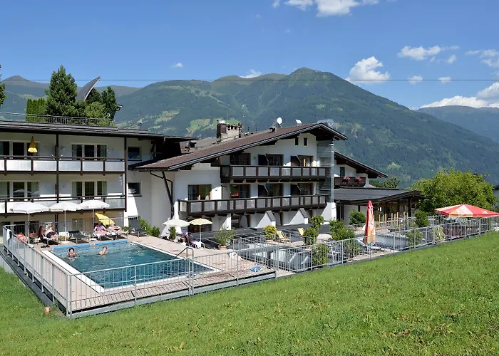 Wohlfuehlhotel Schiestl 4*