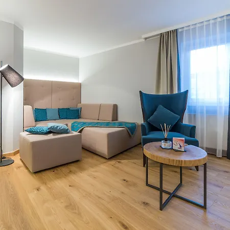 Hotell Wohlfuehlhotel Schiestl Fügen