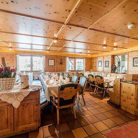 Wohlfuehlhotel Schiestl Hotell