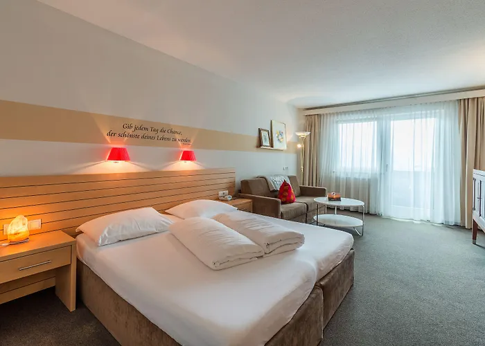 Отель Wohlfuehlhotel Schiestl 4*