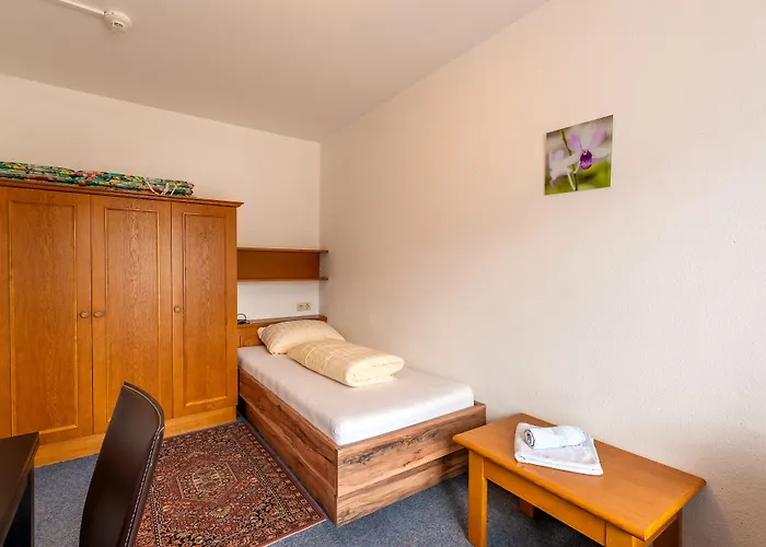 Wohlfuehlhotel Schiestl 4* Фюген