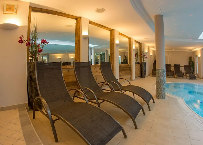 Wohlfuehlhotel Schiestl Отель Фюген