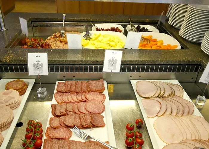 Wohlfuehlhotel Schiestl Отель