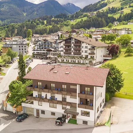 Wohlfuehlhotel Schiestl 4* Fuegen