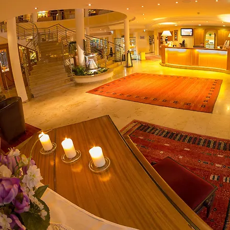 فندق وهولفهول شيستل