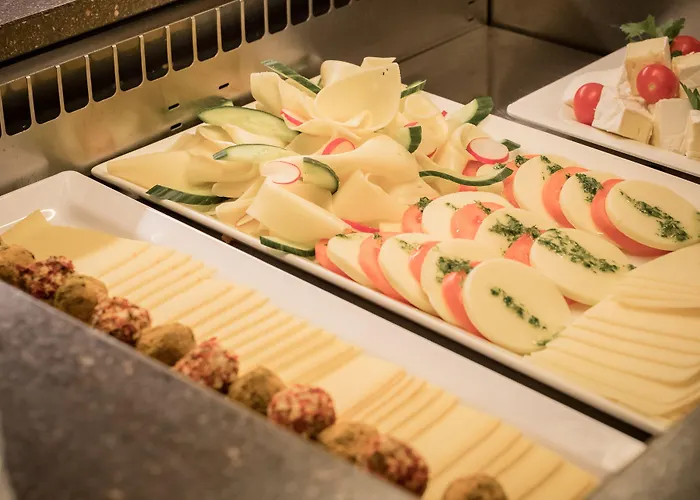 Wohlfuehlhotel Schiestl מלון 4*